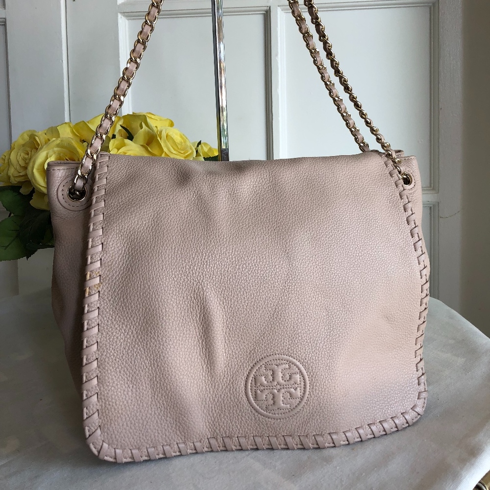 Tory Burch 'Marion' Flap Shoulder Bag in Light oak